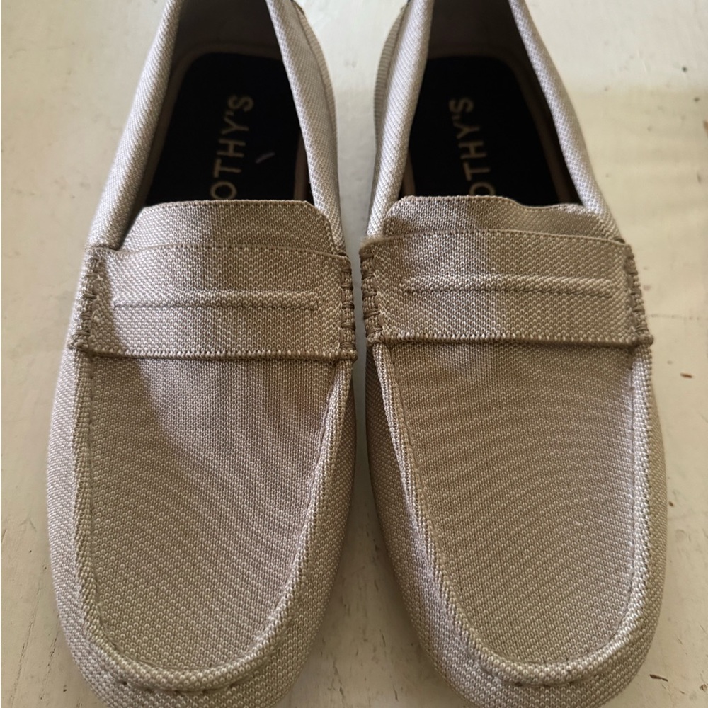 Rothy’s Men’s The Driving Loafer NWOT size 11.5. Tan - Picture 2 of 8